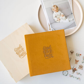 SIGNATURE Album with engraving - 2