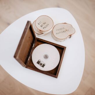 Drewniane opakowanie na CD ciemne 
