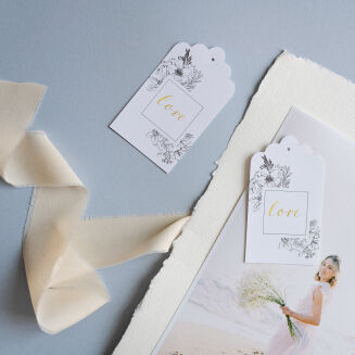 Etykietki ozdobne, Białe kwiaty love - 10 szt - 2