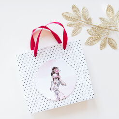 A small bag of dots - flowers - women