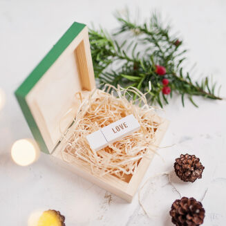 Drewniane butelkowe opakowanie na pendrive - 2