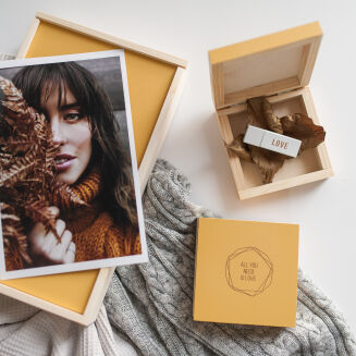 Grawerowane drewniane musztardowe opakowanie na pendrive - 3