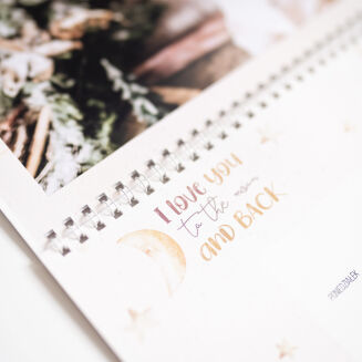 Kalendarz liski 2025 z okienkiem na zdjęcie - 10