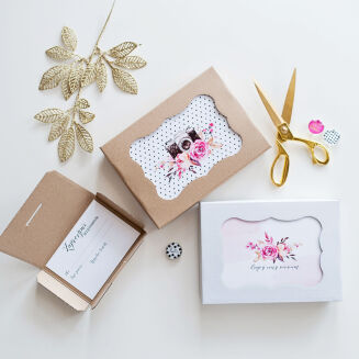 Blank gift certificate DOTS AND CAMERA - Camera - 4